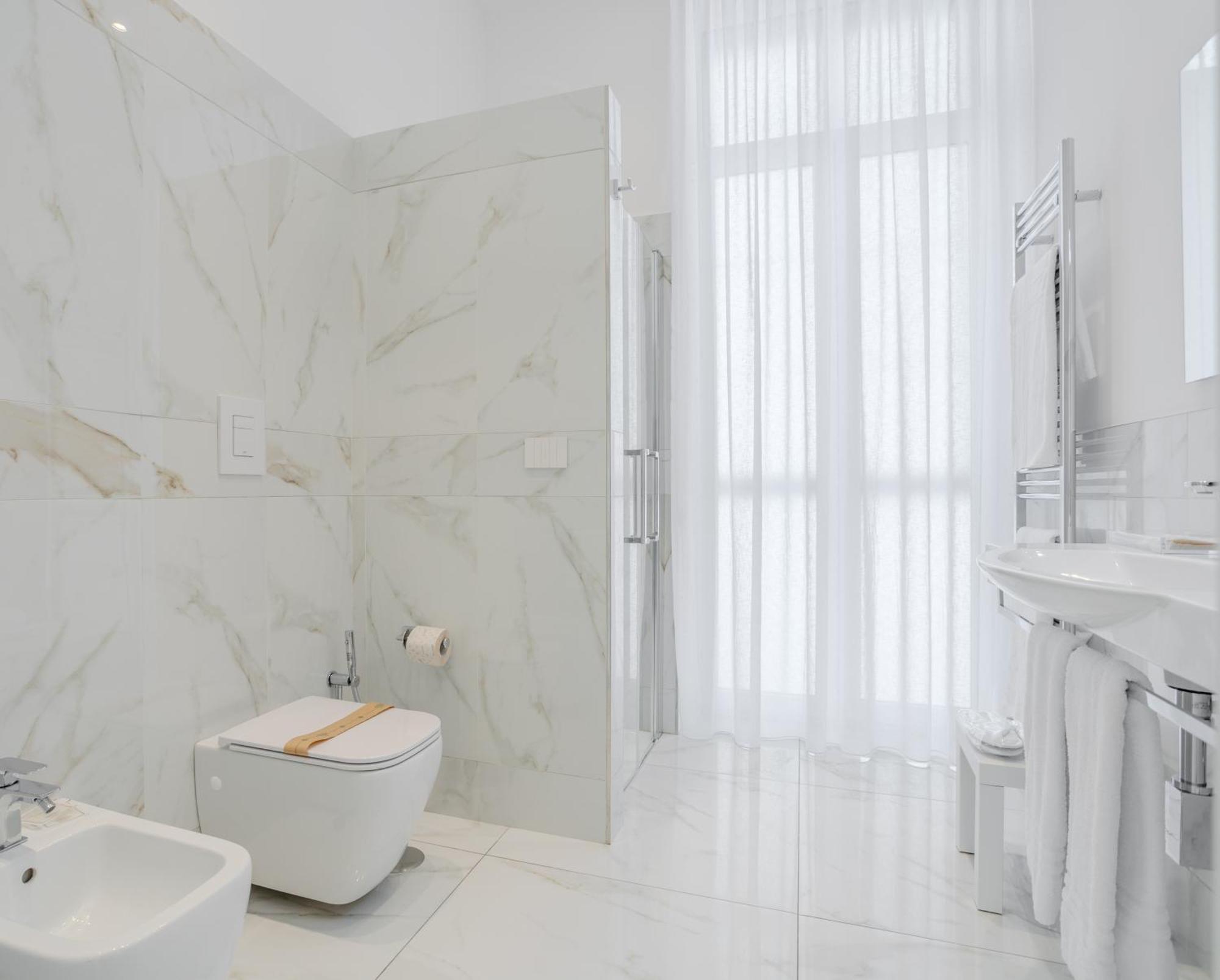La Corte Dei Mille Luxury Affittacamere Napoli